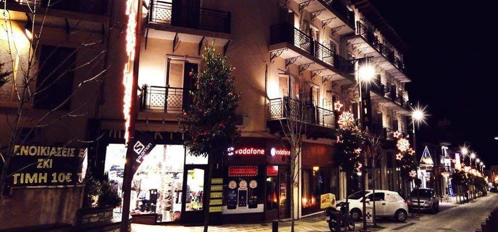Hotel Elvetia Karpenísion エクステリア 写真